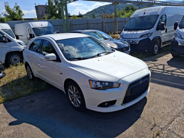 Mitsubishi Lancer 2015