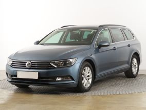 Volkswagen Passat - 2015