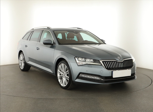 Škoda Superb 2021