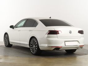 Volkswagen Passat - 2015