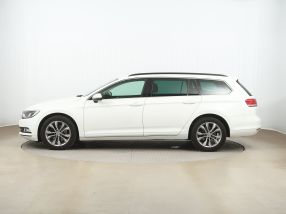 Volkswagen Passat - 2016