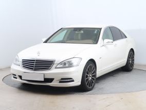 Mercedes-Benz S - 2009