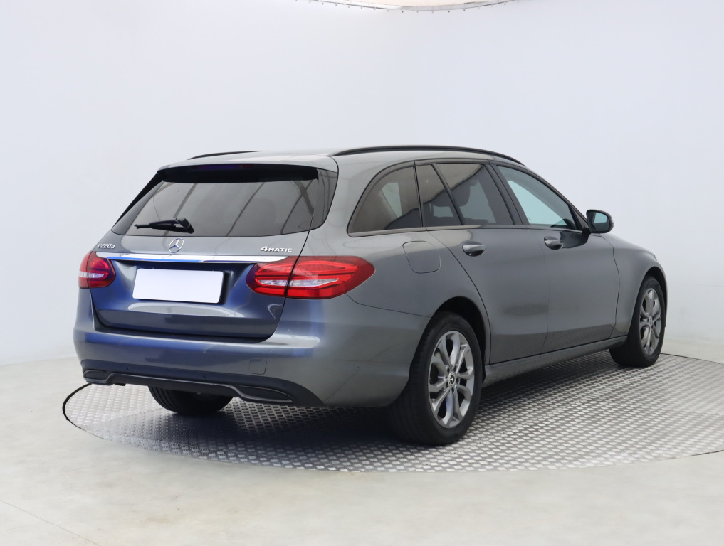 Mercedes-Benz C