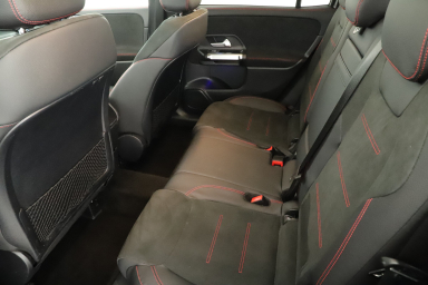 Mercedes-Benz GLB - 2024
