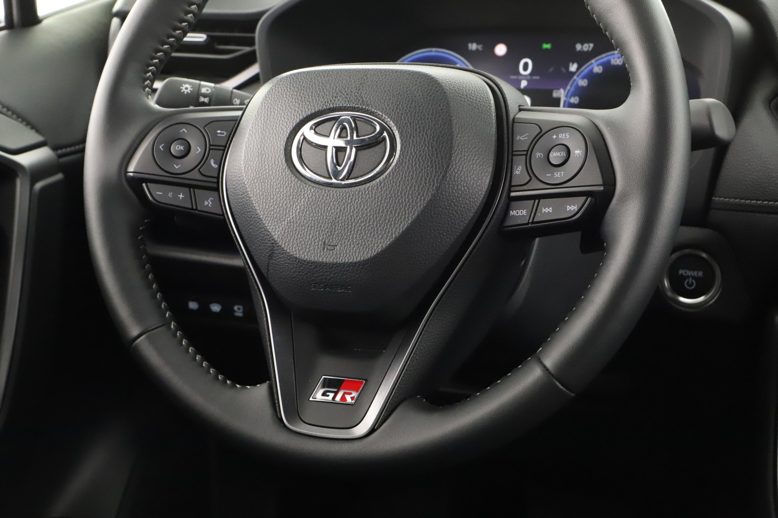 Toyota RAV 4 - 2025
