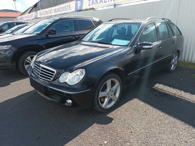 Mercedes-Benz C 2007