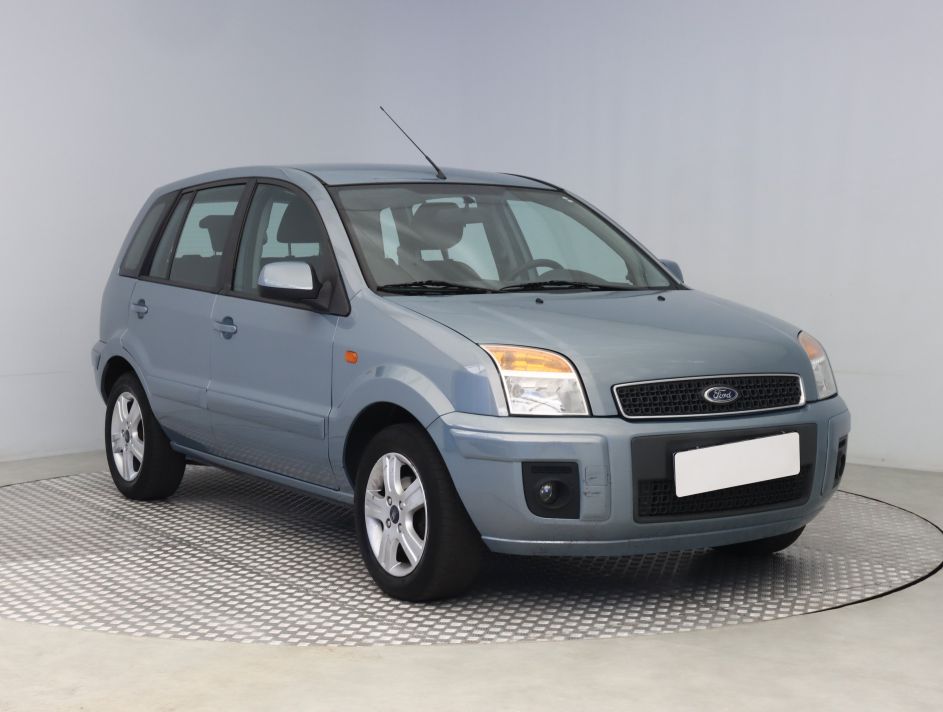 Ford Fusion - 2009