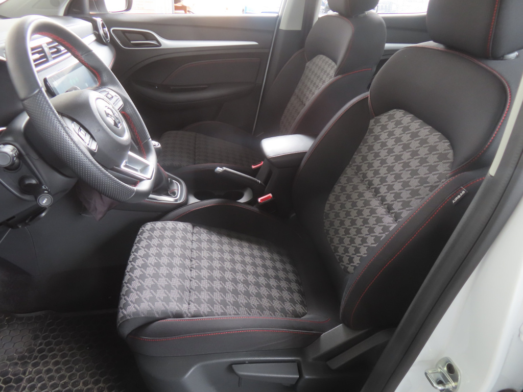 MG ZS SUV