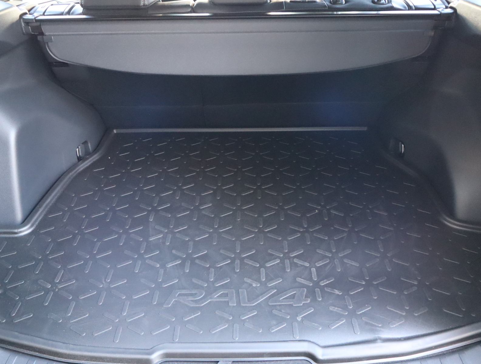 Toyota RAV 4 - 2025