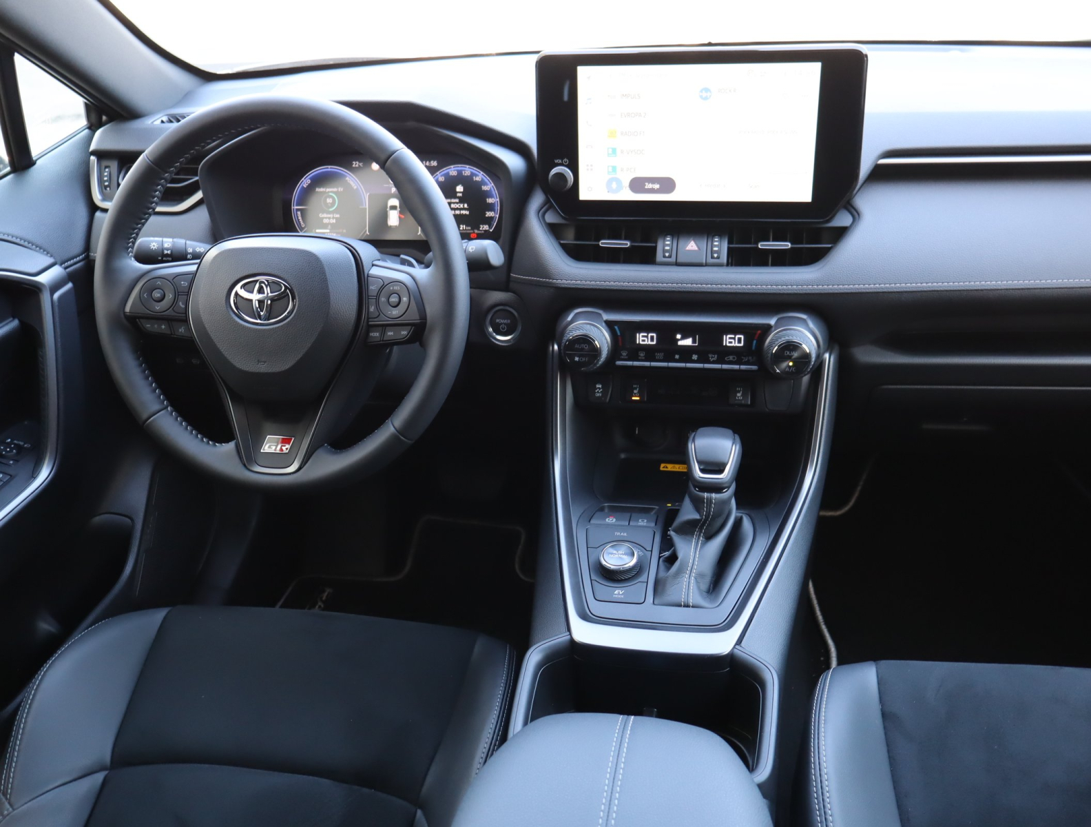 Toyota RAV 4 - 2025