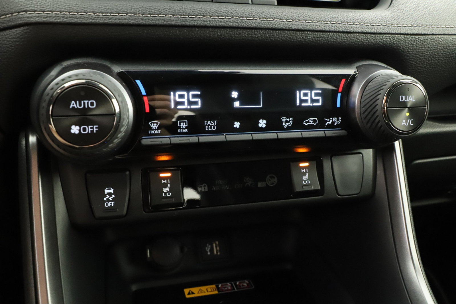 Toyota RAV 4 - 2025
