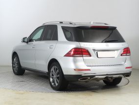 Mercedes-Benz GLE - 2016