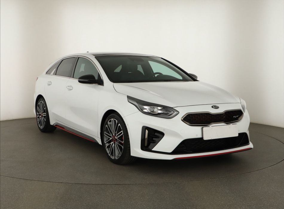 Kia ProCeed - 2022