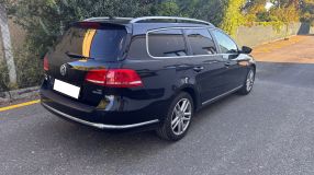 Volkswagen Passat - 2011