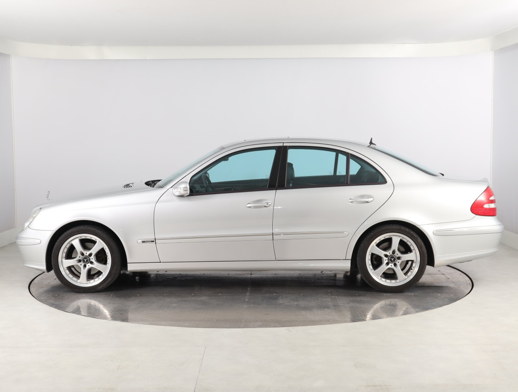 Mercedes-Benz E