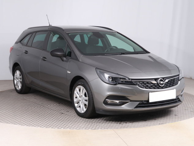 Opel Astra 2021