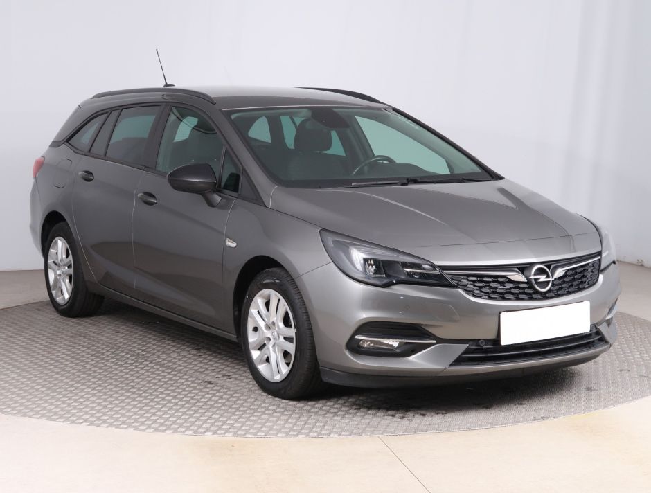 Opel Astra - 2021
