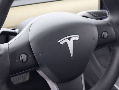 Tesla Model Y - 2022