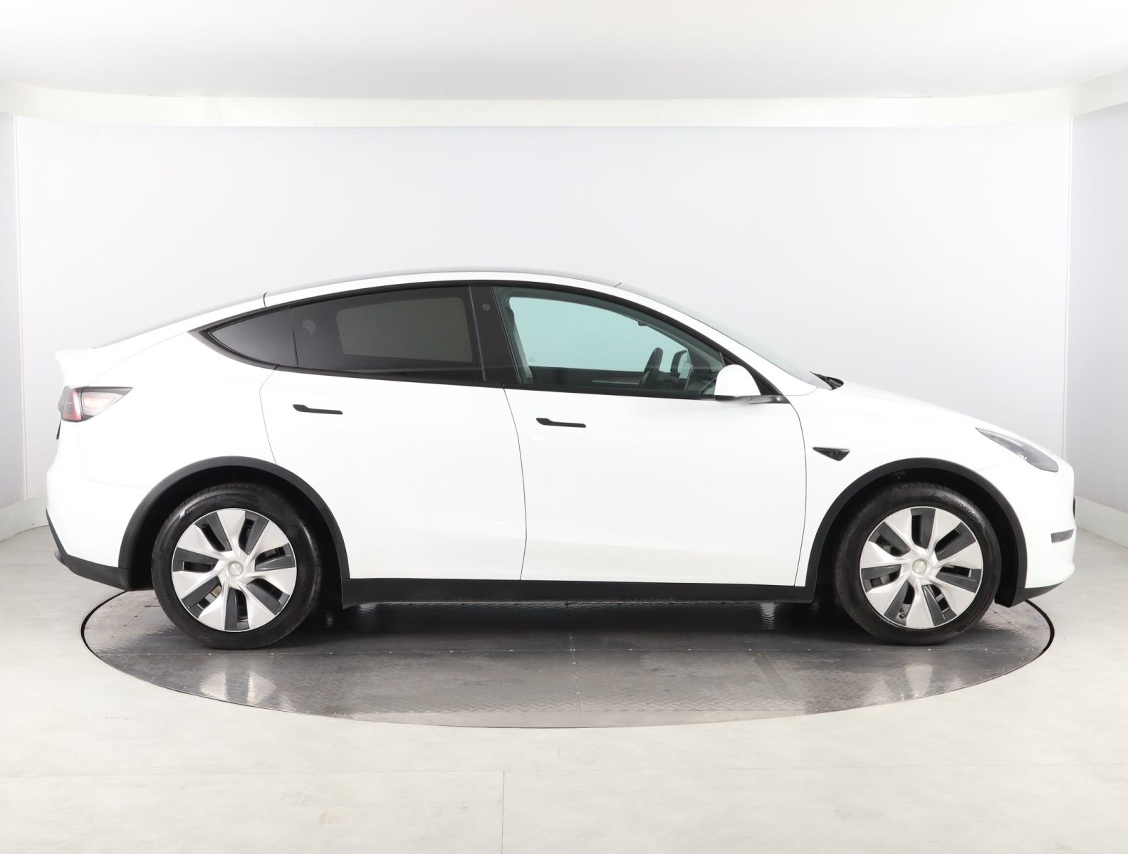 Tesla Model Y - 2022