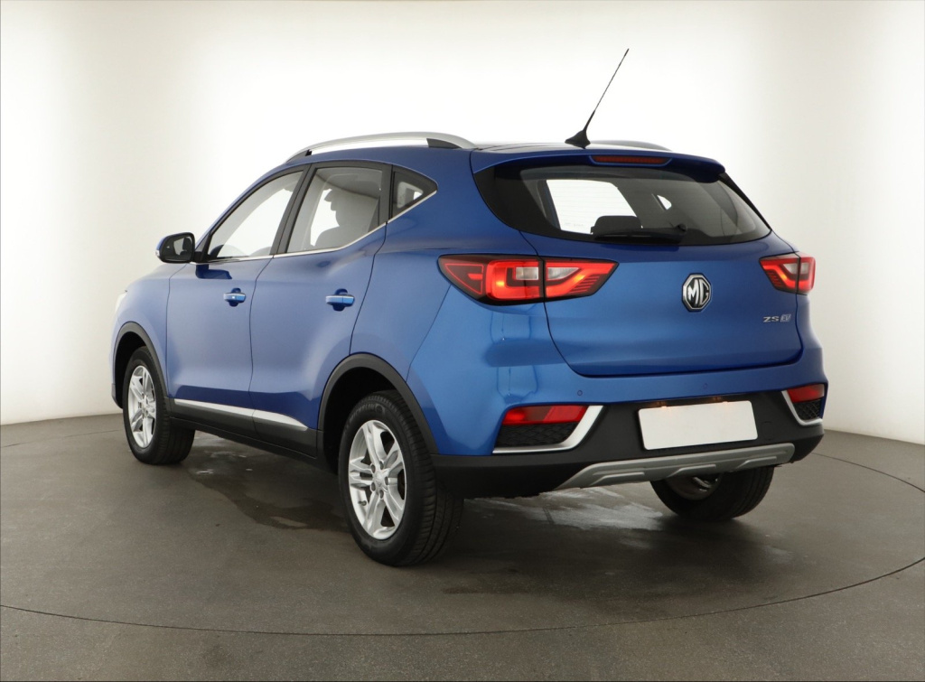 MG ZS SUV