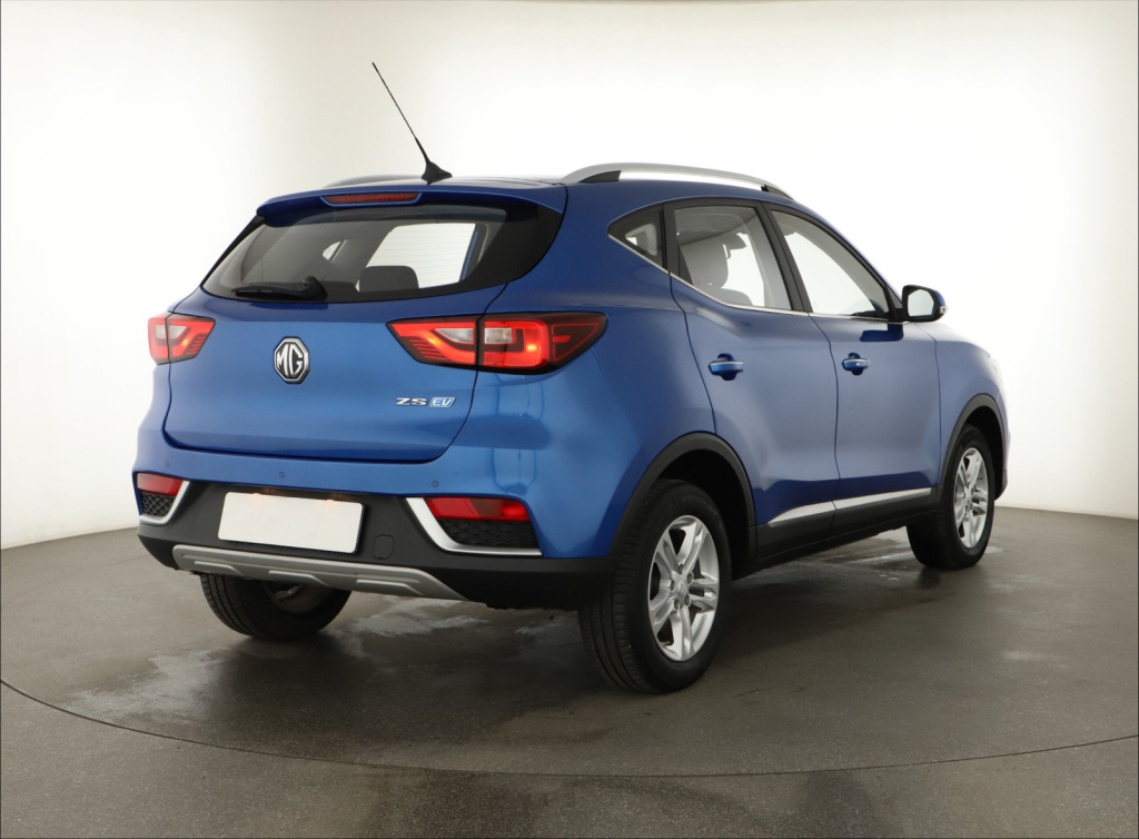 MG ZS SUV