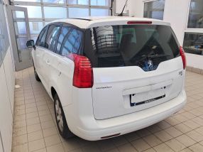 Peugeot 5008 - 2014