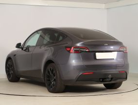 Tesla Model Y - 2021