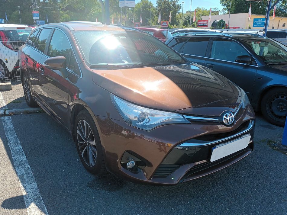 Toyota Avensis - 2016