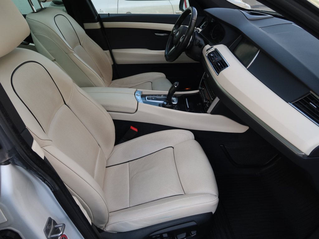 BMW 5GT