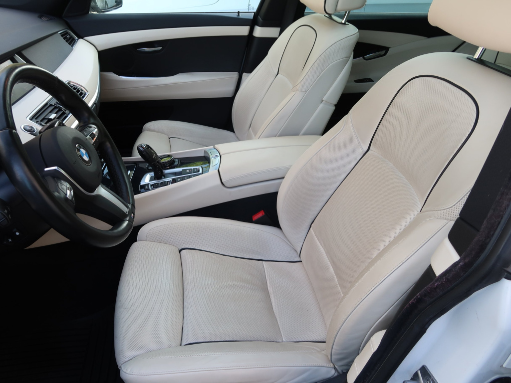 BMW 5GT