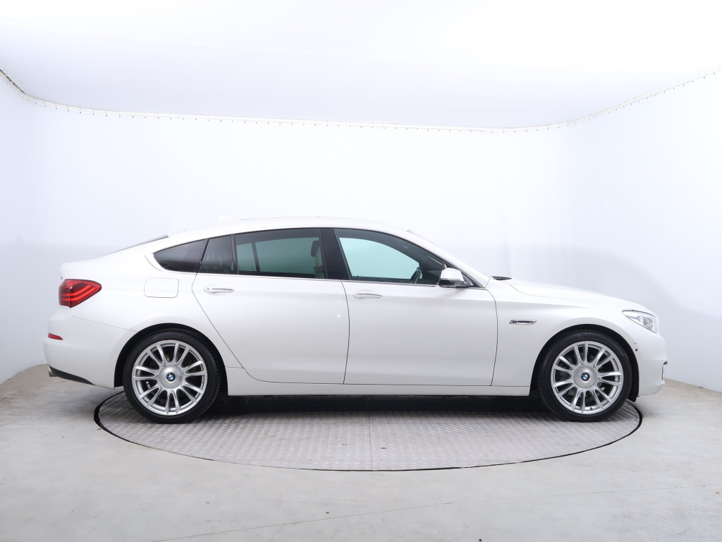 BMW 5GT