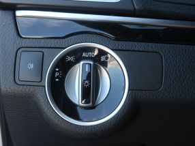 Mercedes-Benz E - 2017
