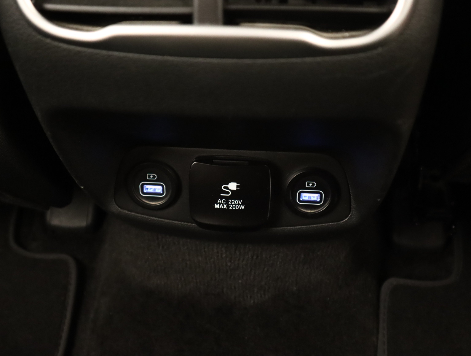 Hyundai Santa Fe - 2022
