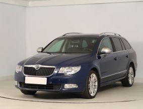 Skoda Superb - 2011