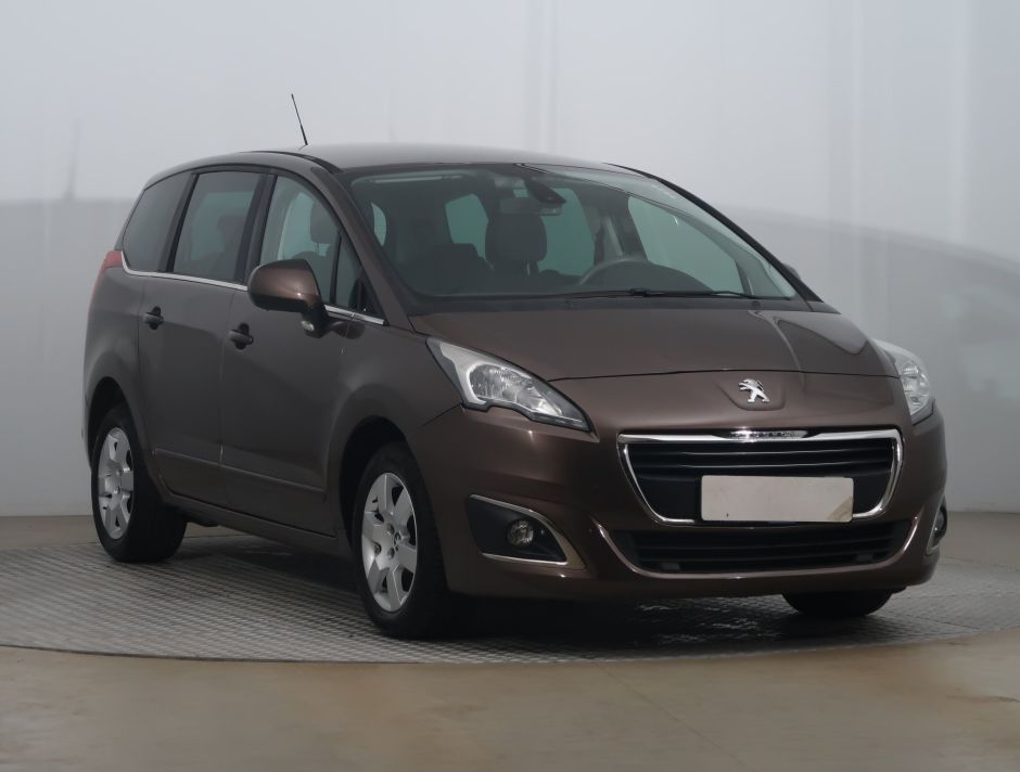 Peugeot 5008 - 2015