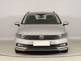 Volkswagen Passat - 2016