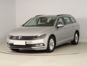 Volkswagen Passat - 2016