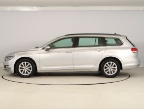 Volkswagen Passat - 2016