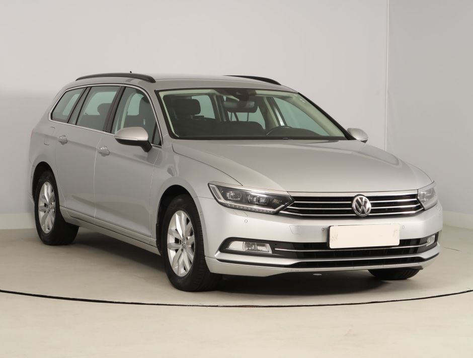 Volkswagen Passat - 2016