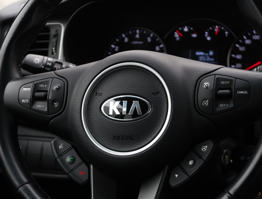 Kia Carens