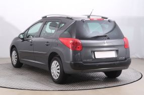 Peugeot 207 - 2010