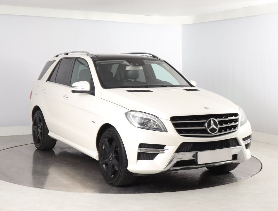 Mercedes-Benz ML - 2012
