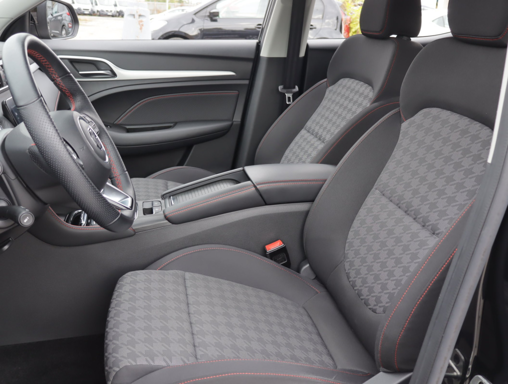 MG ZS SUV