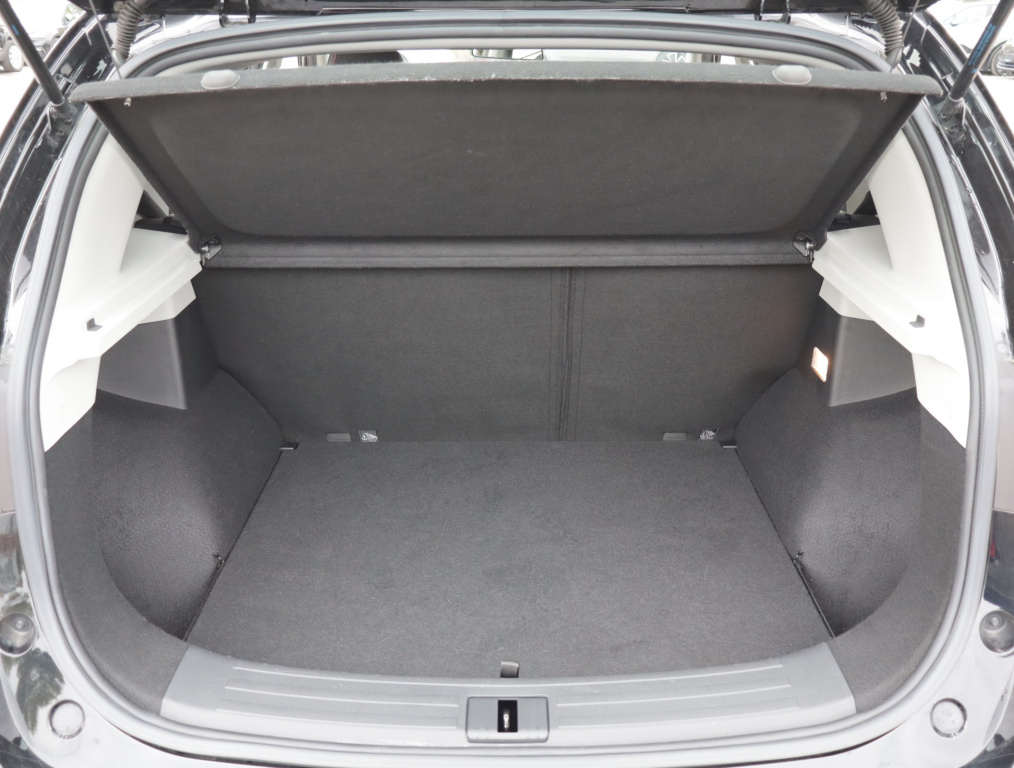 MG ZS SUV
