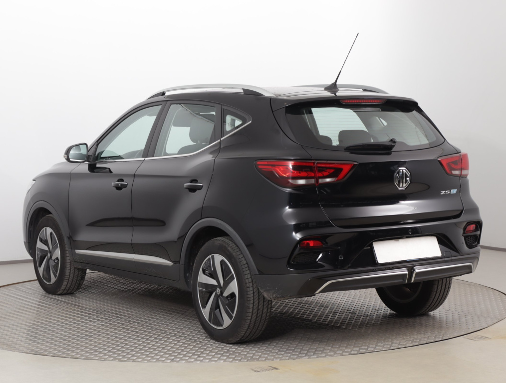 MG ZS SUV