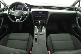 Volkswagen Passat - 2020