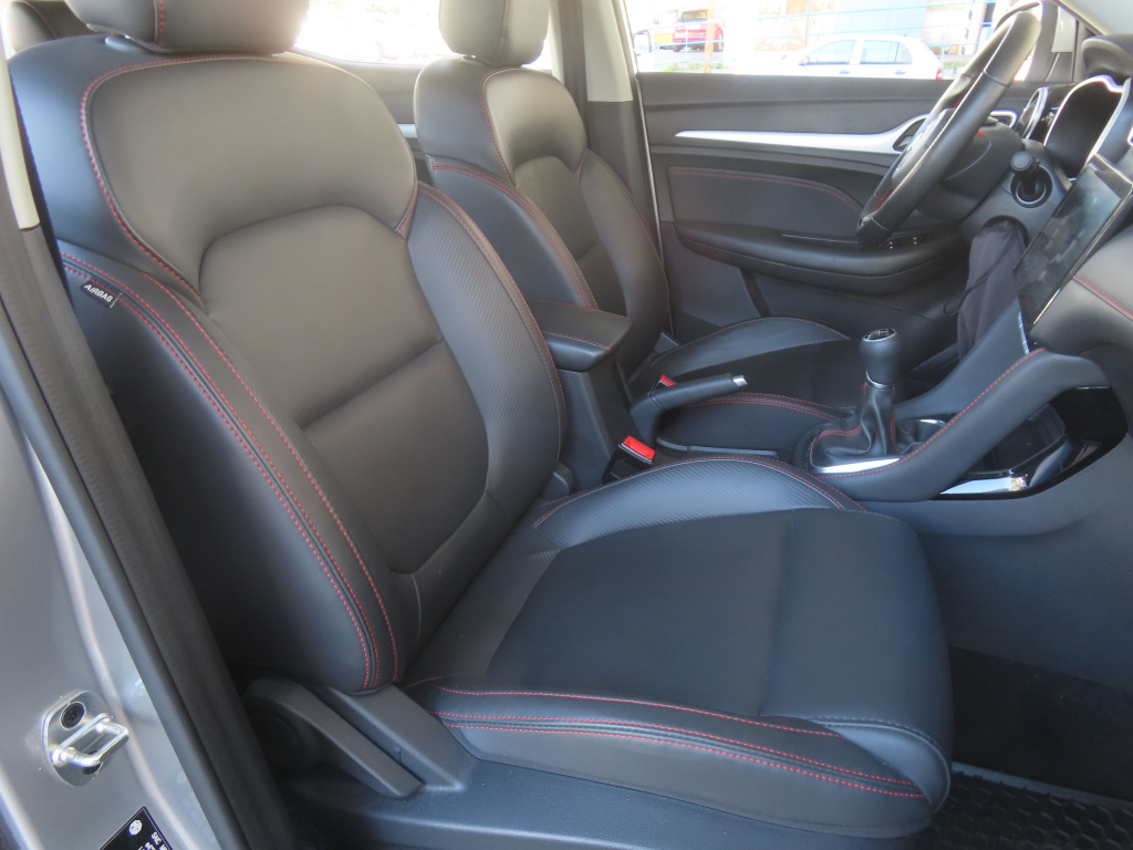 MG ZS SUV