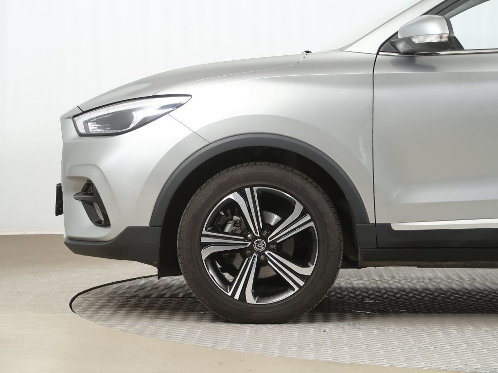 MG ZS SUV