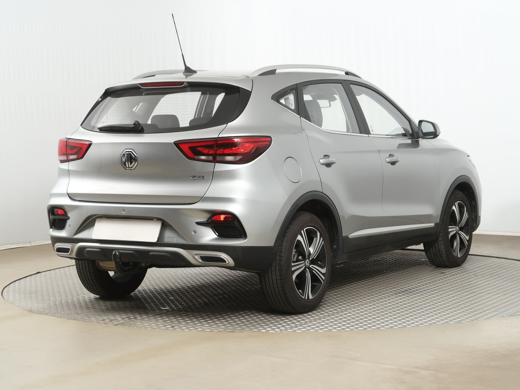 MG ZS SUV