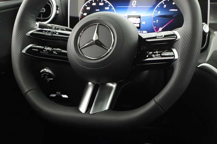 Mercedes-Benz GLC, 2025